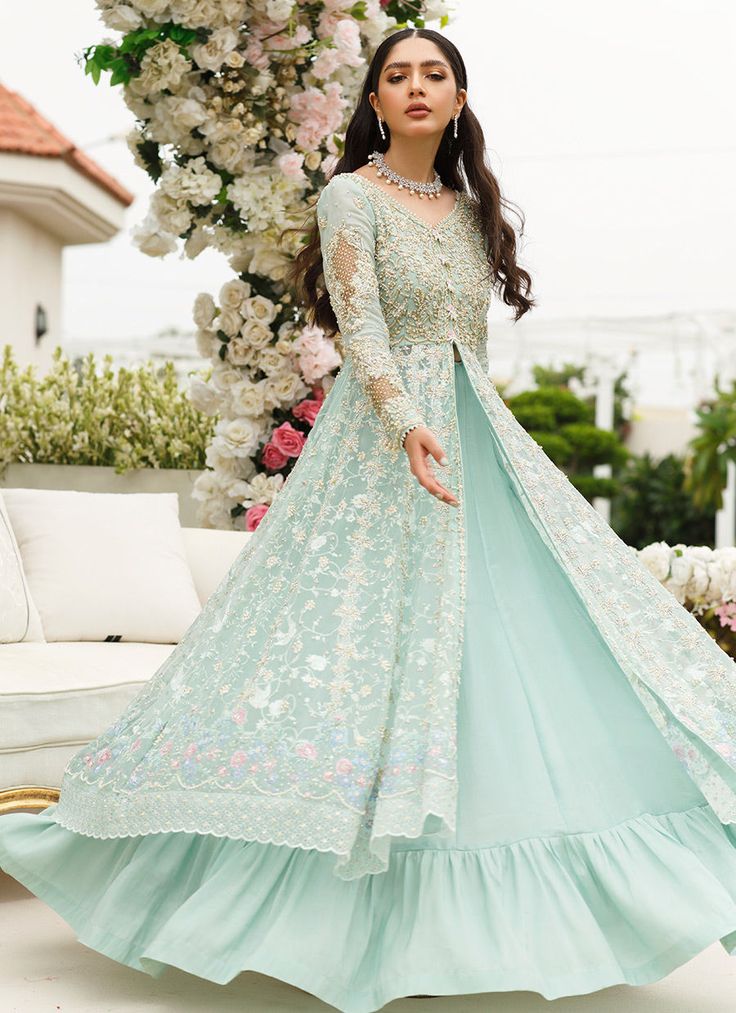 Farah Talib Aziz. Alishay Kalidaar Long Frocks For Women Party Wear, Front Open Gown, Farah Talib Aziz, Party Wear Gowns, Frock Designs, Long Frock Designs, Dressing Ideas, Long Gown Design, Simple Engagement