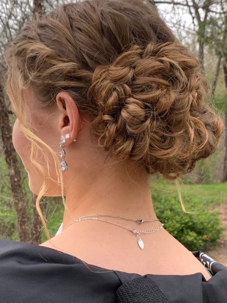 Hairstyle Ideas For Short Hair, Prom Hair Up, Curly Hair Up, Curly Prom Hair, Prom Hair Updo, Ideas For Short Hair, Ball Hairstyles, Curly Hair Updo, Hairdos For Curly Hair