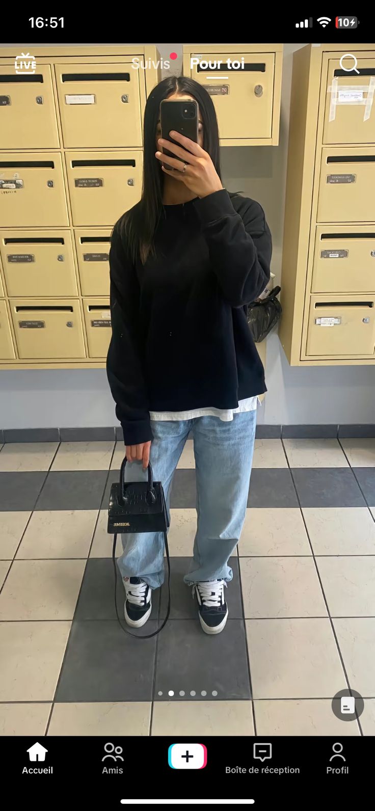 Outfit Avec Jean Bleu, Ootd Vans, Ootd Jean Bleu, Vans Outfit Winter, Outfit Pull, Jean Large Outfit, Outfit Jean Bleu, Outfit Noir, Basic Outfits For School Summer