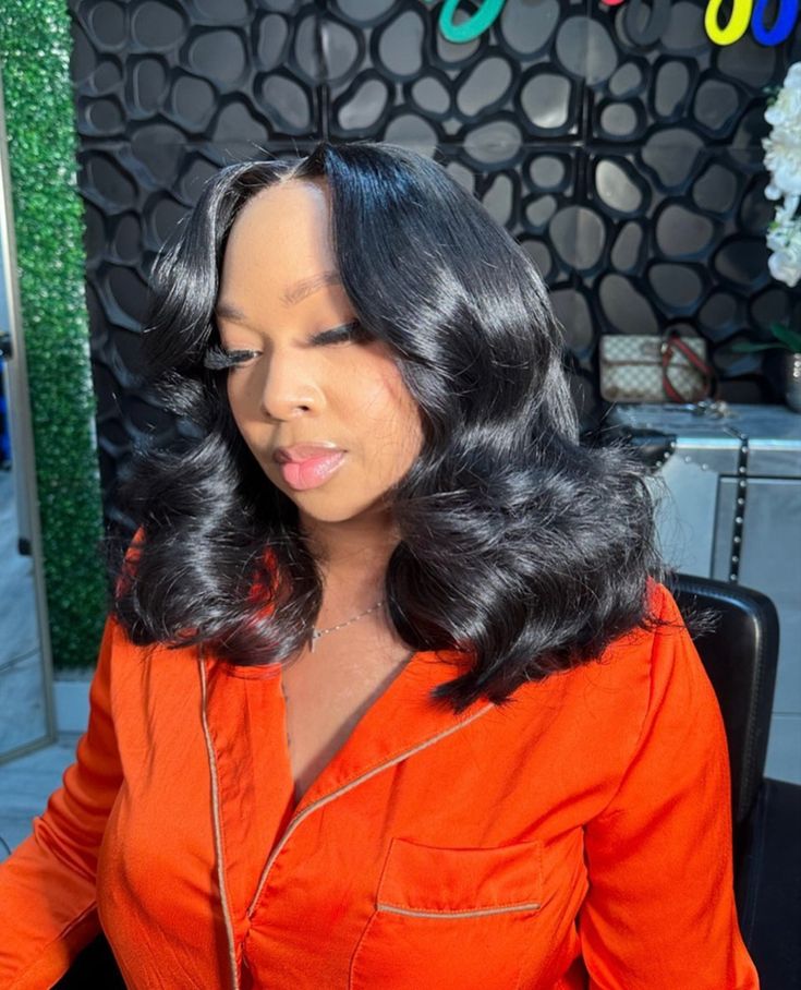 Short Sew In Hairstyles, Middle Part Curls, Sew In Curls, Sew In Bob Hairstyles, Frontal Wig Hairstyles, Sew In Hairstyles, Quick Weave Hairstyles, Slick Hairstyles, Dope Hairstyles