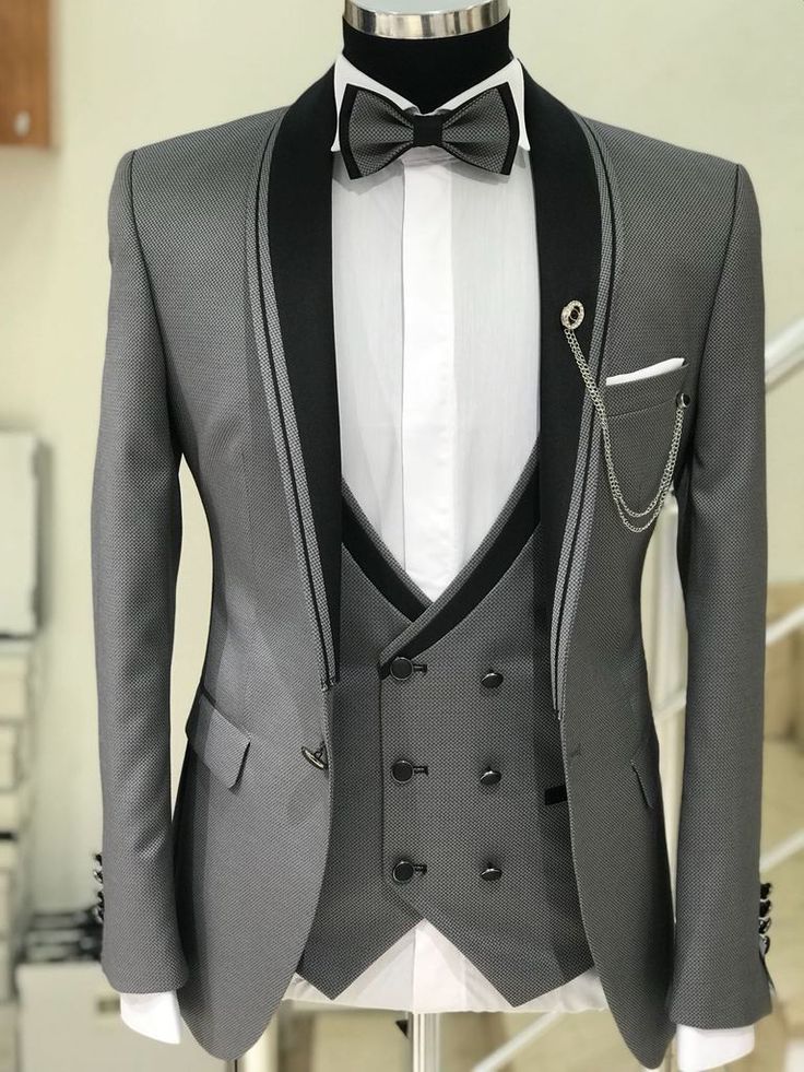 Abboud Smokin Grey Plaid Suit Elegant Winter Formal Unstitched Suit, Elegant Unstitched Suit For Winter Wedding, Elegant Unstitched Winter Wedding Suit, Elegant Winter Wedding Unstitched Suit, Engagement Dress For Men, Indian Men Fashion, Wedding Suits Groom, Wedding Dress Men, Dress Suits For Men