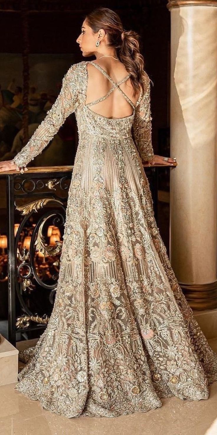 Casual Bridal Dress, Indian Wedding Gowns, Western Dresses For Women, Simple Lehenga, Gown Party Wear, Classy Gowns, Latest Bridal Dresses, Engagement Dress, Dress Neck Designs