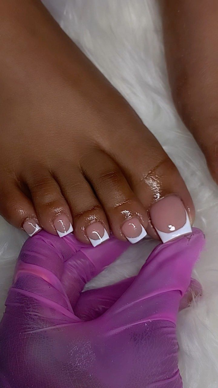 White Toe Design, Acrylic Toe Nails French Tip, Nails Toes Design, Acrylic On Toes, Short Nails Acrylic Design, Pink And White Toes, Acrylic Toes French Tip, Acrylic Toes Black Women, Toes Acrylic Toenails