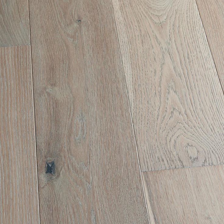 an image of wood flooring that looks like it has been cleaned and is ready to be used