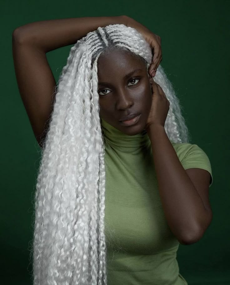 Box Dreads, White Hair Dark Skin, Afro Braids, White Hair Color, Dyed Hair Inspiration, Afro Textured Hair, Cute Box Braids Hairstyles, African Braids, Braid Hairstyles