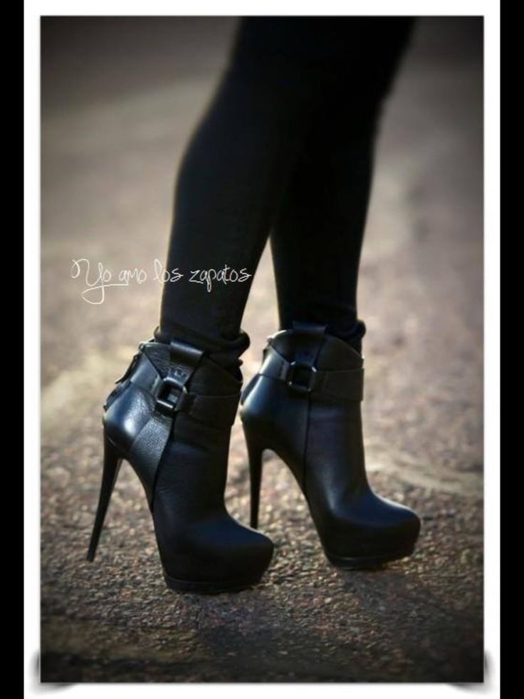 ❤️ High Heels Classy, Heels Classy, Platform Ankle Boots, Gorgeous Shoes, Fabulous Shoes, Hot Shoes, Black High Heels, Crazy Shoes, Heel Boots