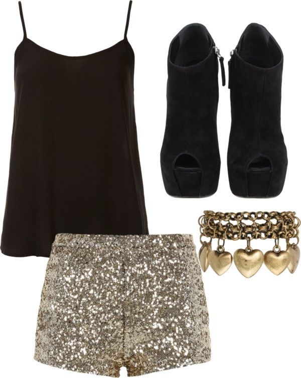 black top, trendy shorts, with wedges! Perfect outfit for a night out on the town! Dancing Outfits Night Out, Birthday Dinner Outfit Ideas, Summer Party Outfit Night, Dinner Outfit Ideas, Party Outfit Night Club, Dinner Outfit Summer, Birthday Dinner Outfit, Outfits Night Out, Trendy Party Outfits