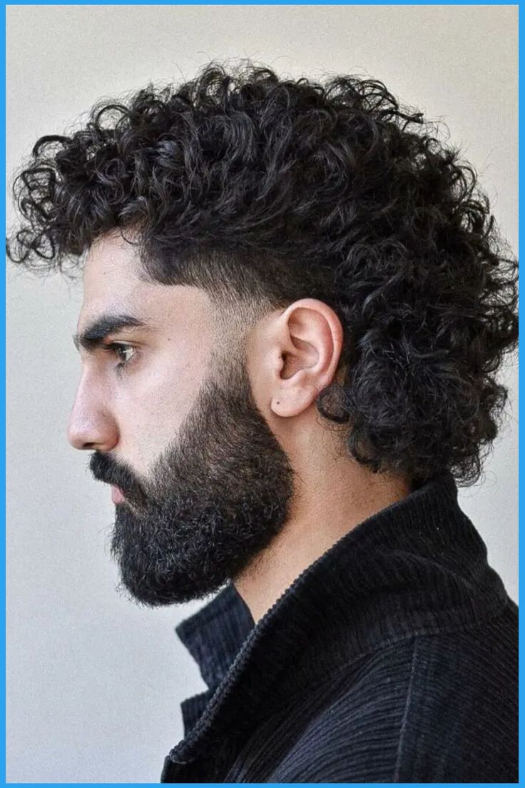 Profile of a man with thick, curly hair and a full beard against a pale background. Curly Beard Styles, Medium Beard Styles, Popular Beard Styles, Curly Beard, Male Haircuts Curly, Curly Hair Fade, Gents Hair Style, Men Haircut Curly Hair, Eye Sight