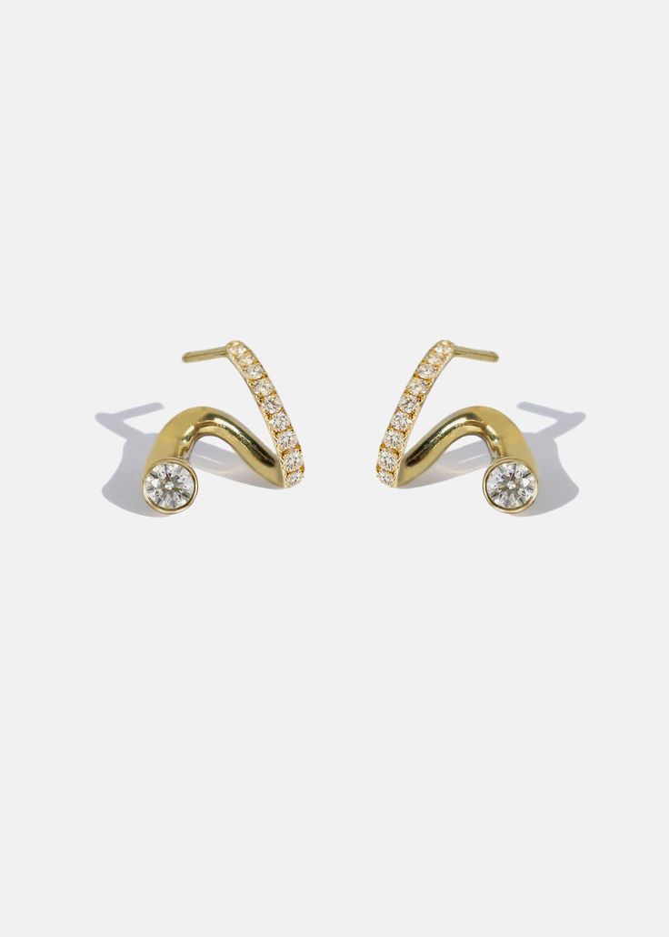 Pave Ear Cuff, Diamond Ear Cuff, Double Earrings, Light Jewelry, Jewellery Design Sketches, Engagement Earrings, 18k Gold Earrings, Jewelry Ads, Diamond Jewelry Designs