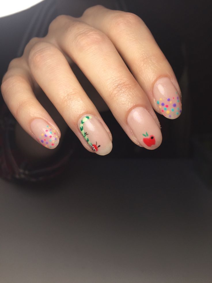 #apple #worm #dots #rainbow Worm Nail Art, Fiona Core, Apple Nail Art, Apple Nails, Beauty Aesthetic, Swag Nails, Beauty Tips, Gel Nails, Beauty Hacks