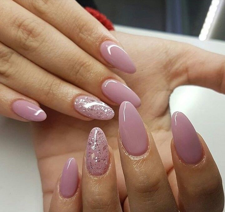 Nude Pink Almond Nails, Nagel Pink, Blush Pink Nails, Spring Acrylic Nails, Nails Now, Pretty Nail Art Designs, Almond Acrylic Nails, Cute Gel Nails, Oval Nails