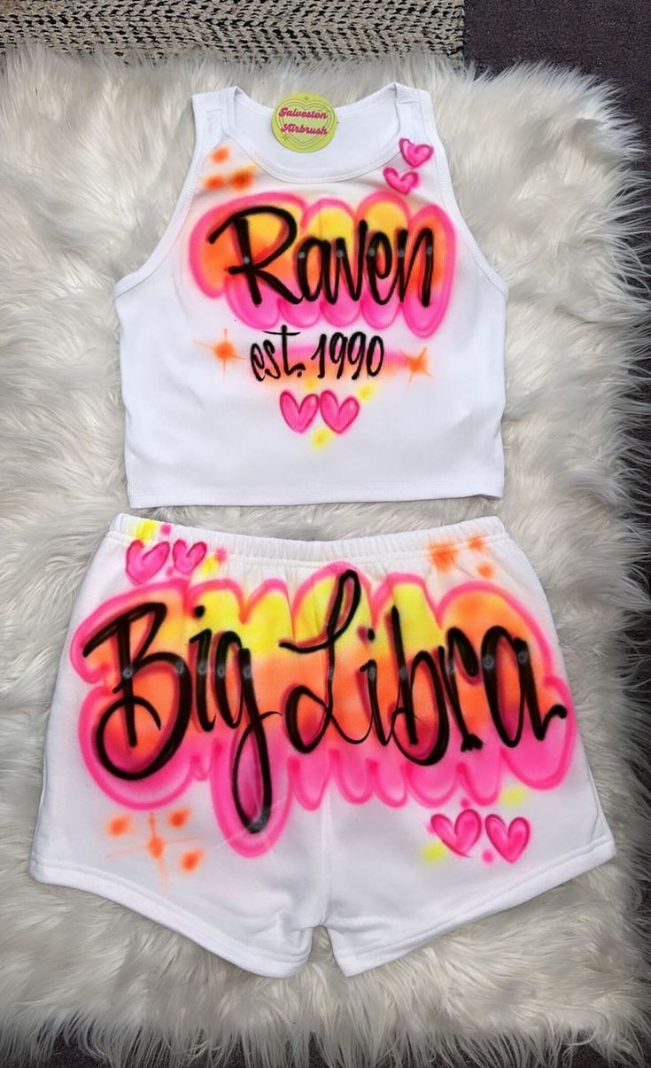 90s Airbrush Outfits Overalls, Graffiti Crop Top, Baddie Graphic Tees, 2000s Airbrush Outfits, Air Brush Outfits Ideas, Airbrush Birthday Outfits, Airbrush Shirts 2000s Outfits, 90s Spray Paint Outfit, Birthday Tops For Women