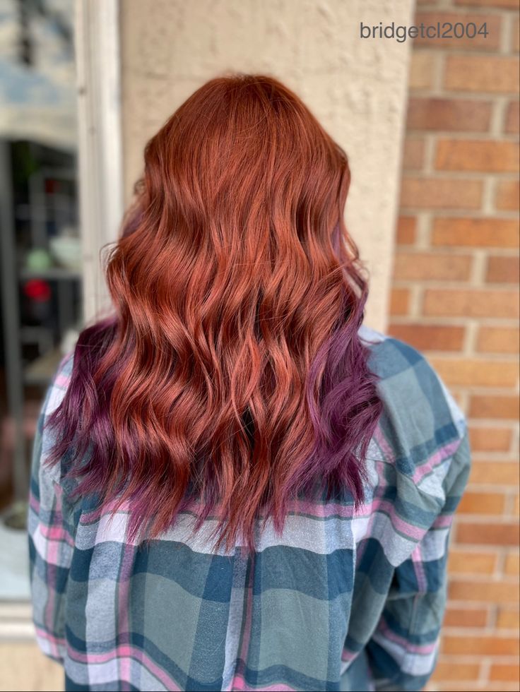 Purple And Auburn Hair, Ginger Hair Purple Highlights, Purple Highlights Red Hair, Purple Ginger Hair, Ginger Hair With Purple, Ginger Hair With Purple Highlights, Copper Hair With Pink Highlights, Ginger And Purple Hair, Purple And Red Hair