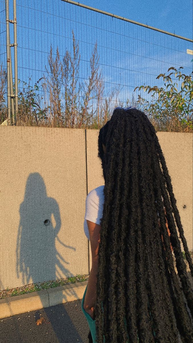 Big Faux Locs With Marley Hair, Long Thick Butterfly Locs, Ankle Length Butterfly Locs, Ways To Style Long Butterfly Locs, Ankle Length Faux Locs, Brown Butterfly Locs Long, Butterfly Locs Large, Long Butterfly Locs Hairstyle Ideas, Super Long Locs