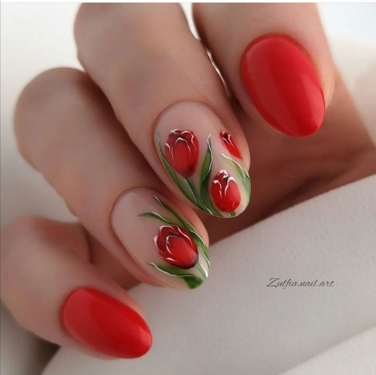 Red Nails With Flowers, Amsterdam Nails, Red Floral Nails, Tulip Nail Art, Oval Acrylic Nails, Tulip Nails, Her Nails, Makijaż Smokey Eye, Rose Nails