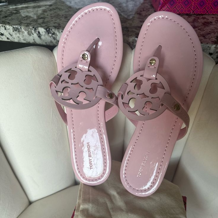 Never Worn Outside The House, Only Tried Them On And Walked Around In Doors Color-Pink Size 8 Retails For $198 So Price Is Firm. Pink Tory Burch Sandals, Tory Burch Sandals Outfit, Tori Burch Sandals, Dior Store, Pretty Sandals, Pretty Shoes Sneakers, Cute Shoes Heels, N Shoes, Tory Burch Sandals