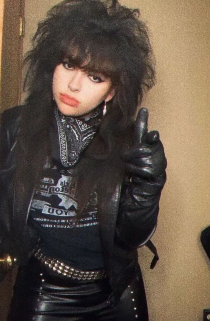 80s Hair Rockstar, 80’s Hair Metal, Women’s Punk Haircuts, Glam Metal Makeup 80s, 80s Metalhead Aesthetic Women, 80s Metal Hair Women, 80s Rocker Hairstyles For Women, Vintage Rocker Style, Metal Outfits Women 80s