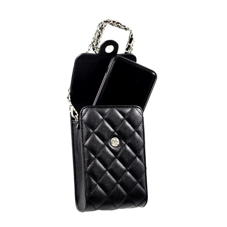 Elevate your style with the Chanel Luxury Phone Pouch Handbag. Crafted with sumptuous leather and featuring a dedicated phone pouch, this handbag seamlessly combines elegance with functionality. Compatible with all smartphones, including iPhone and Samsung. Perfect for the modern woman on the go. Free Fall Wallpaper, Crossbody Phone Purse, Crossbody Phone Bag, All Mobile Phones, Phone Purse, Phone Pouch, Chic Accessories, Small Crossbody, Phone Bag