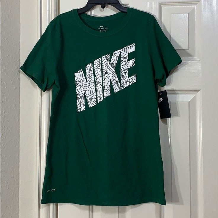 Nike Woman’s T-Shirt Size - M Style - Cu2828-341 Color - George Green *** Brand New New To Poshmark? Use Code @Iceskatingmom To Get $10 Off Your First Purchase!!! Nike Green Graphic Print T-shirt, Nike Green Sports T-shirt, Green Sporty Top With Screen Print, Sporty Green Top With Screen Print, Nike Green Top With Logo Print, Nike Green Tops With Logo Print, Nike Green Tops With Graphic Print, Green Nike Crew Neck T-shirt, Green Sports Tops With Logo Print