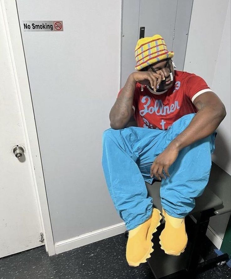 Colorful Streetwear, Runners Outfit, Rapper Outfits, Streetwear Inspo, Lil Yachty, Black Men Street Fashion, Men Street Fashion, Street Style Outfits Men, Street Fashion Men Streetwear