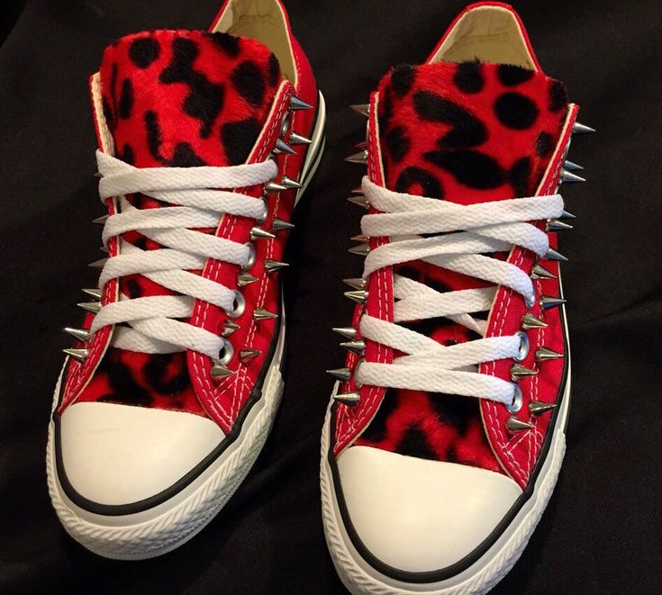 These low top red converse feature hand sewn red leopard faux fur and feature screwback spikes! **IMPORTANT** Please note that these are the UNISEX Converse Chuck Taylors if you've never worn them please go try a pair on at a local store prior to ordering I cannot give size advice. There are no returns since these are custom made for you! Punk Low-top Sneakers With Spikes, Low Top Red Converse, Camo Converse, Scene Shoes, 2000s Look, Emo Accessories, Punk Shoes, Spike Shoes, Scene Outfits