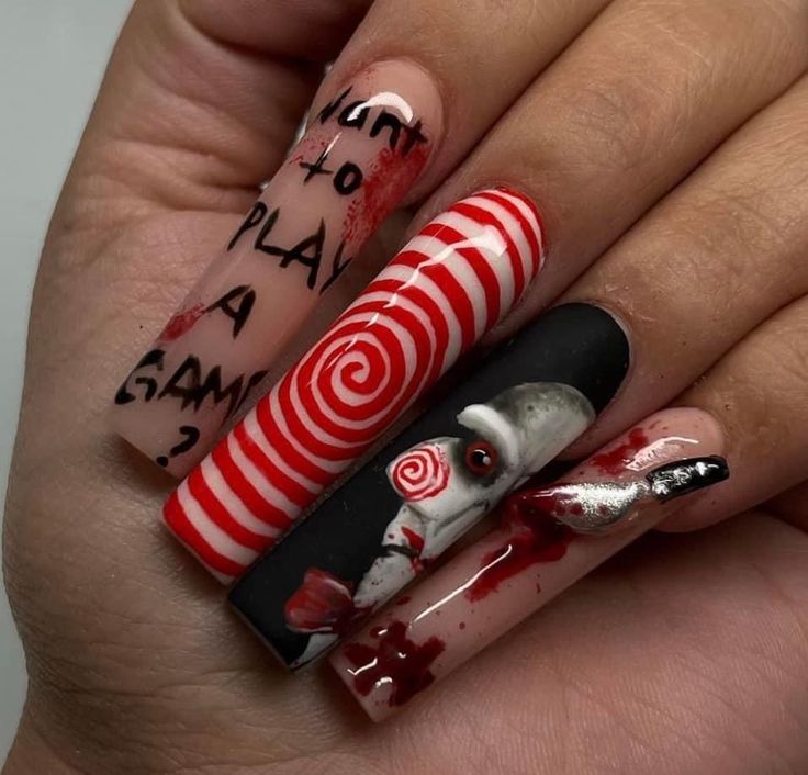 Saw Nail Art, Nails Simple Halloween, Hollween Costumes Ideas Nails, Saw Nail Designs, Halloween Nail Designs Scary, Halloween Characters Nails, Long Cute Nails Ideas, Halloween Nails Stiletto Scary, Horror Nail Ideas