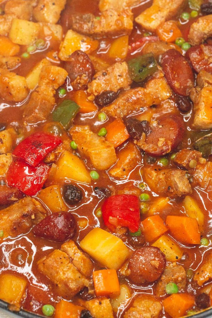 Instapot Filipino Recipes, Chicken Menudo Recipe Filipino, Menudo Recipe Authentic Filipino, Pork Belly Filipino Recipe, Filipino Menudo Recipe, Pork Menudo Recipe Filipino, Beef Menudo Recipe, Chicken Menudo Recipe, Menudo Recipe Filipino