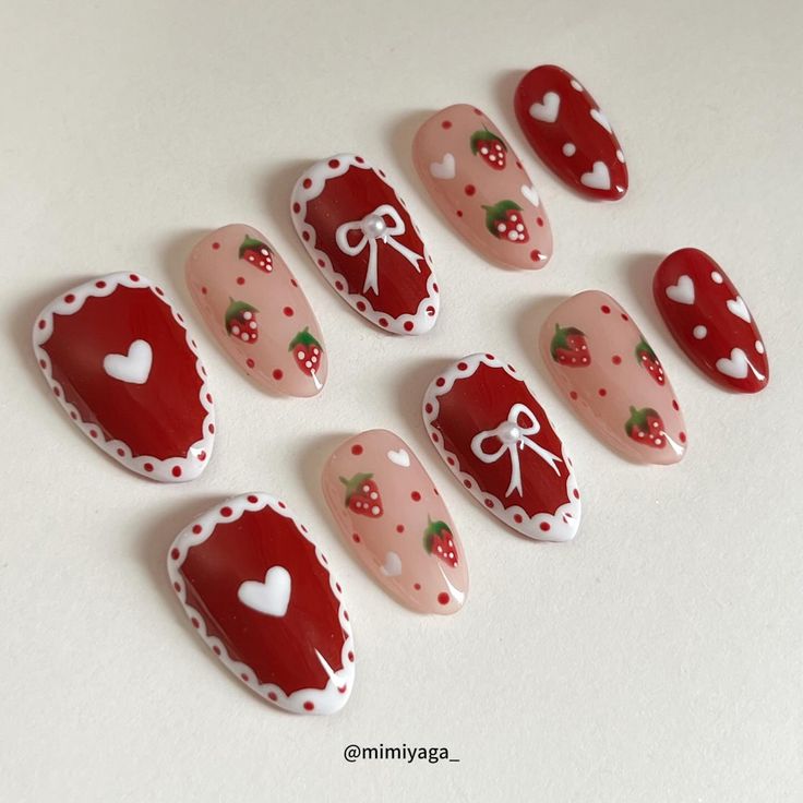 Nailart Ideas Simple, Strawberry Nails Ideas, Red Nails Strawberry, Cute Nails Kawaii, Cute Nails Strawberry, Strawberry Nails Aesthetic, Strawberry Design Nails, Deco Nails Kawaii, Vintage Style Nails