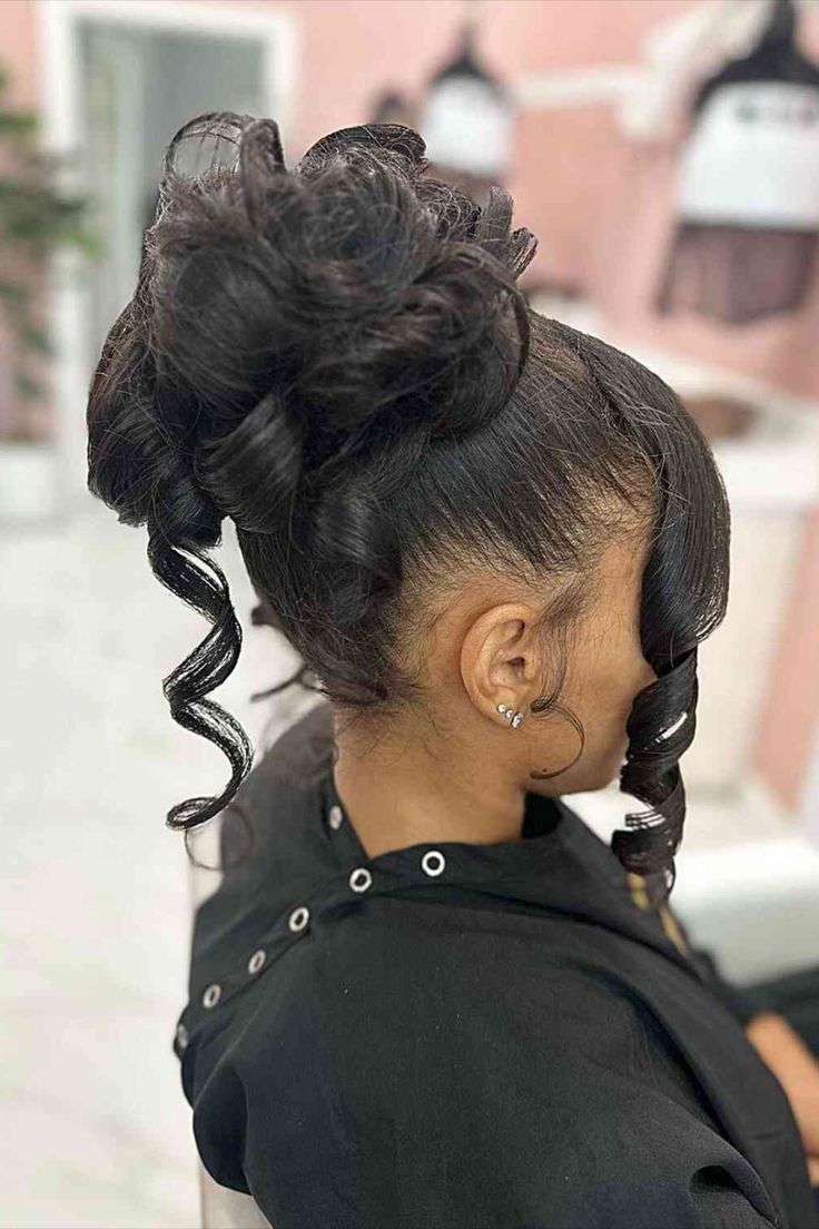 High Messy Updo Bun with Front Curls for Black Women Updo With Tendrils, High Hairstyles Bun, Elegant Buns For Black Women, Prom Bun Black Women, Frizzy Hair Hairstyles Black Women, Wedding Hair Unique, Formal Updo Black Women, High Bun With Curls Hanging Down, Messy Bun Updo Black Women