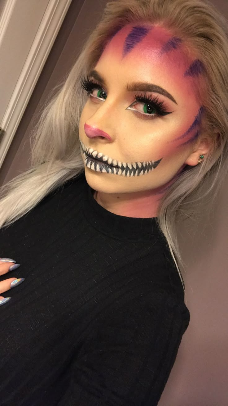 Cheshire Cat Face Makeup, Cat Alice In Wonderland Makeup, Cat From Alice In Wonderland Makeup, Scary Cat Halloween Makeup, Pink Cat Makeup Halloween, Alice In Wonderland Cheshire Cat Makeup, Chestshire Cat Costume, Cheshire Cat Smile Makeup, Tim Burton Cheshire Cat Costume