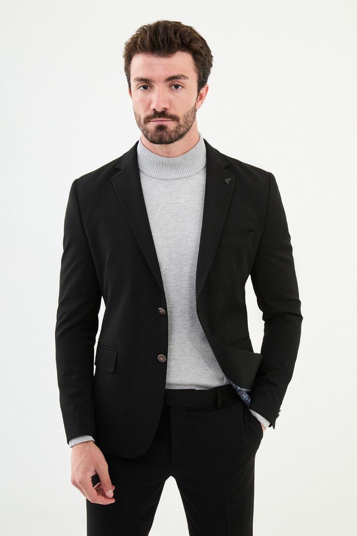 Collection : 2024/2025 spring/summer🔆Product : New Collection Oliver Slim Fit Black BlazerColor: Blac kAvailable Size : 46-48-50-52-54-56Material Content: %55 Cotton, %45 Polyester Black Spring Office Suit, Spring Black Single Breasted Suits, Modern Black Suits For Fall, Black Casual Business Suits, Casual Tailored Black Suit, Black Notch Lapel Blazer For Spring, Casual Black Suits For Office, Black Fitted Suits For Spring, Casual Black Suits For Spring