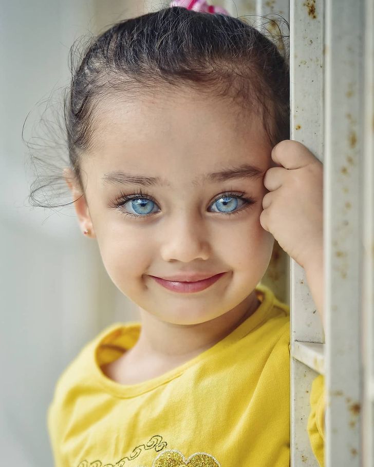 Turkish Photographer Captures the Beauty of Children’s Eyes That Shine Like Gems Striking Eyes, Beautiful Eyes Color, Baby Eyes, Baby Faces, Most Beautiful Eyes, Stunning Eyes, Gorgeous Eyes, Pretty Eyes, Dracula