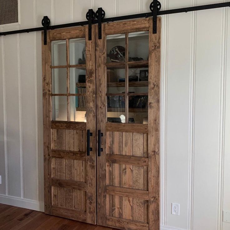 Vintage 3-Panel Glass Door - Rustic Luxe Designs Vintage Doors Interior Farmhouse, Pocket Doors With Glass Panels, Barn Door With Glass Panels, 3 Panel Glass Door, Barn Doors With Glass Panels, Barn Doors With Glass, Vintage Barn Door, Antique Barn Doors, 3 Panel Door