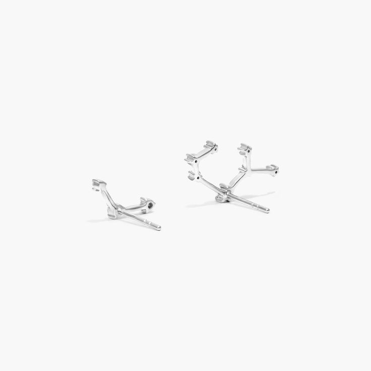 These miss-matched stud earring pair a petite Sagittarius constellation earring with a sparkling three diamond constellation to complete the look on the other side. Crafted in 14K, the constellations are created with sparkling Lab-Grown diamonds in varying sizes. Double notch post earrings secure comfortably with friction backs. Sagittarius Constellation, Constellation Earrings, The Constellations, Stud Earring, The Other Side, Constellations, Post Earrings, Lab Grown, Lab Grown Diamonds