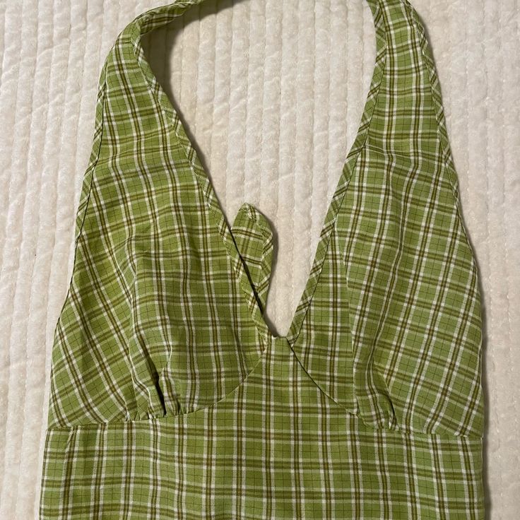 Brand New Halter Crop Top, Ties On The Back, Perfect For Spring And Summer. Size Small. Please Let Me Know If You Have Any Questions. Green Fitted Casual Halter Top, Fitted Green Halter Top Casual Style, Fitted Green Halter Top For Casual Wear, Casual Green V-neck Halter Top, Green Casual Top For Picnic, Casual Cotton Halter Top With Tie Back, Trendy Green Cotton Halter Top, Green Cotton Summer Halter Top, Halter Crop Top