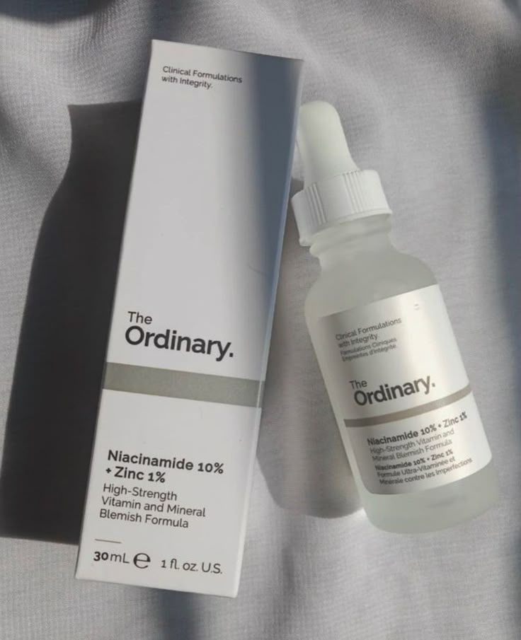 The Ordinary Serum, Alat Makeup, Face Pores, The Ordinary Skincare, Professional Skin Care Products, Xmas List, Skin Routine, Skincare And Makeup, Facial Wash