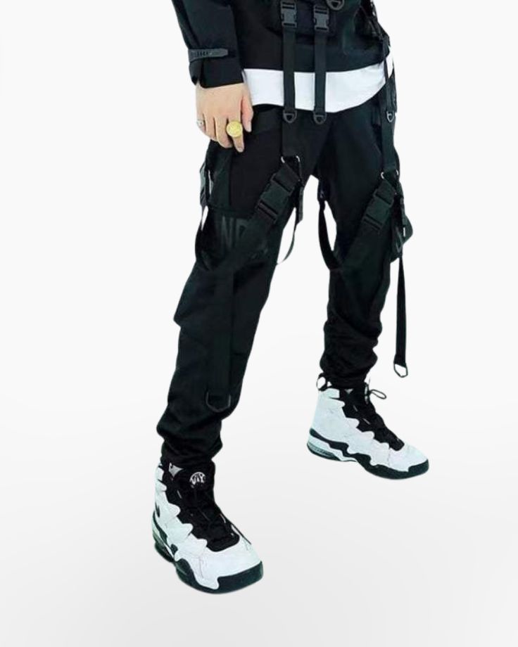 These techwear joggers with straps are the ultimate joggers for street adventurers. Techwear joggers: These techwear joggers are perfect to complete your techwear outfits. Inspirations: Techwear, ninja, cyberpunk, military, futuristic. Premium material: Polyester. Women's techwear and men's techwear. Machine-washable: 86 °F / 30 °C Free worldwide shipping. Women's Techwear, Womens Techwear, Mens Techwear, Techwear Ninja, Techwear Outfits, Motorcycle Jacket, Cyberpunk, Pants, Trousers