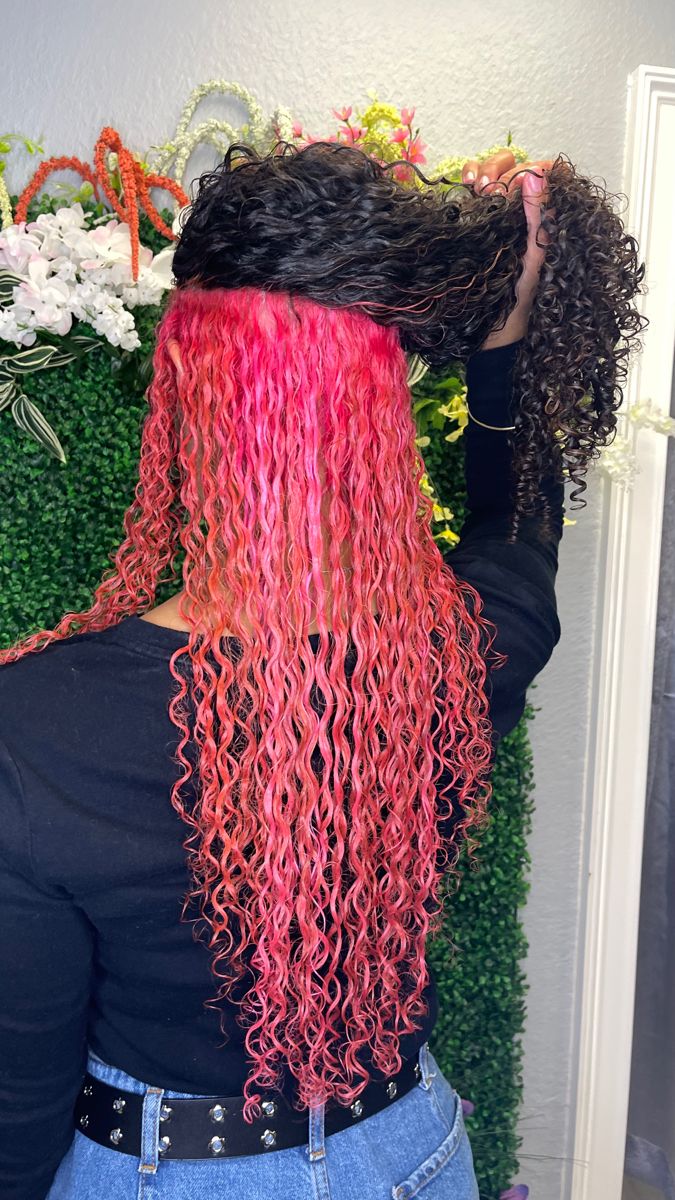 I Color Streaks In Curly Hair, Curly Hair Pink Underneath, Temporary Hair Dye For Curly Hair, Pink Peekaboo Hair Curly, Peekaboo Curly Hair Color, Long Pink Curly Hair, Pink And Black Hair Curly, Peekaboo Dyed Curly Hair, Pink Skunk Stripe Curly Hair