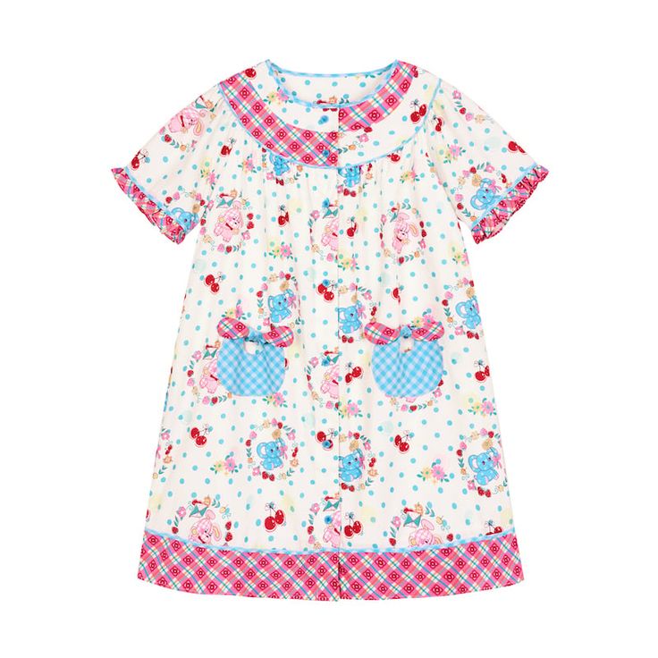 This dress features a patchwork design with cherry and animal prints, exuding a youthful and girly vibe. It comes with two pockets for added convenience.  The price includes one dress only.   	 		 			Size 			Free Size 		 		 			Length 			101 		 		 			Bust 			138 		 		 			Shoulders 			40 		 		 			Sleeve Length 			27 Spring Cotton Dress With Hello Kitty Print, Playful Cotton Dress With Hello Kitty Print, Cotton Floral Print Dress For Sleepover, Cute Short Sleeve Dresses With Pockets, Pink Cotton Dress With Pockets, Playful Summer Dresses With Pockets, Cute Spring Dresses With Pockets, Cute Short Sleeve Patchwork Dresses, Multicolor Cotton Dresses With Pockets