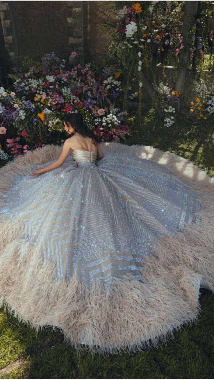 Isabella Fantasy Gown, Ball Gown Pose Ideas, Ball Gown Photoshoot Ideas, Enchanted Forest Photoshoot Quince, Royalty Photoshoot Ideas, Big Dress Photoshoot, Fantasy Dress Blue, Ballgown Photoshoot, Ball Gown Photoshoot