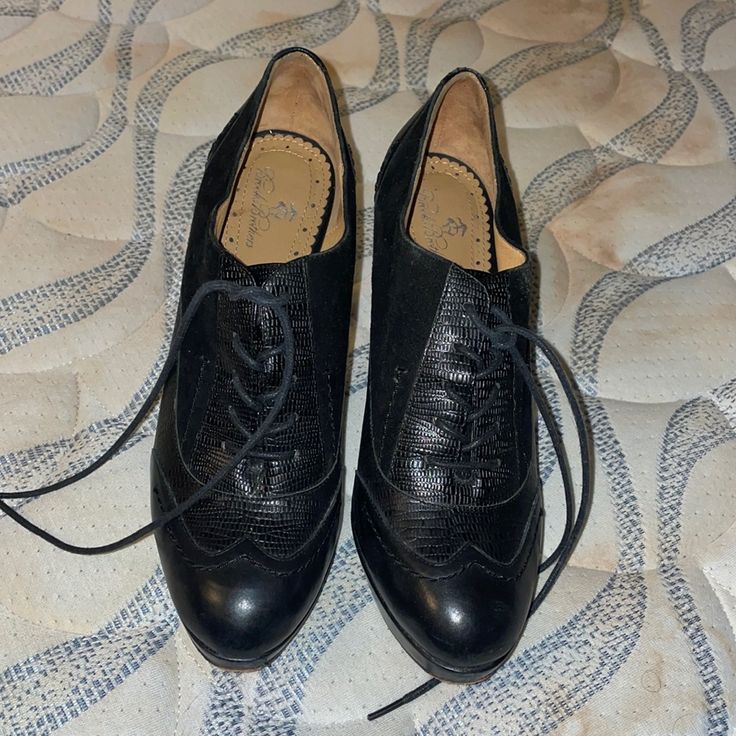 Lace Up Heels Pretty Good Condition Some Scuffs Brooks Brothers, Lace Up Heels, Pretty Good, Shoes Women Heels, Shoes Heels, Lace Up, Women Shoes, Lace, Heels