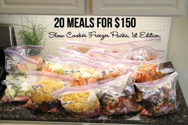 use these ingredients to make 20 meals for only $150 Costco Meal Plan, Slow Cooker Kip, Slow Cooker Recipes Beef Stew, Costco Meals, Slow Cooker Bbq Chicken, Slow Cooker Freezer Meals, Slow Cooker Beef Stew, Freezer Cooking, Make Ahead Meals