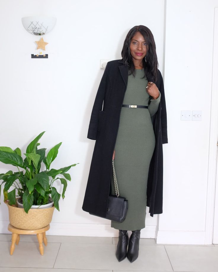 I'm obsessed with this olive green dress 🫒 date night look Dress @asos Tall Coat @marksandspencerstyle Bag @mulberryengland Boots @tkmaxxuk Styling basic Autumn winter wardrobe staples for classy look. 📍Outfits Linked in my Bio (LTK) Shop @shop.ltk @ltk.europe Casual autumn styling | Casual look | classy look | daily look | tell fashion | tall style | everyday outfit inspo | classy chic fall fashion Autumn fashion Workwear, Autumn office look . . #autumnallooks #autumnfashion #fal... Outfit Inspo Classy, Fashion Workwear, Chic Fall Fashion, Olive Green Dress, Dress Date Night, Dress Date, Olive Green Dresses, Look Classy, Fashion Autumn