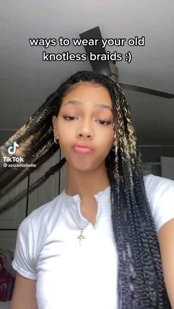 ✨ knotless braids Old Knotless Braids, Braids Fashion, Knotless Braids Hairstyles, Short Box Braids Hairstyles, Big Box Braids Hairstyles, Goddess Braids Hairstyles, Fall Chic, Box Braids Hairstyles For Black Women, Braids Hairstyles Pictures