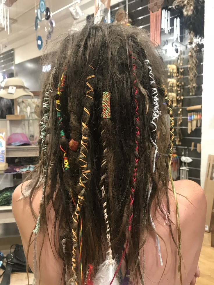 Part Dreaded Hair, Decorated Dreads, Hippie Hair Short, Yarn Hair Extensions, Dreads Underneath Hair, Hippie Dreadlocks, Hippy Hair, Dreadlock Ideas, Dread Ideas