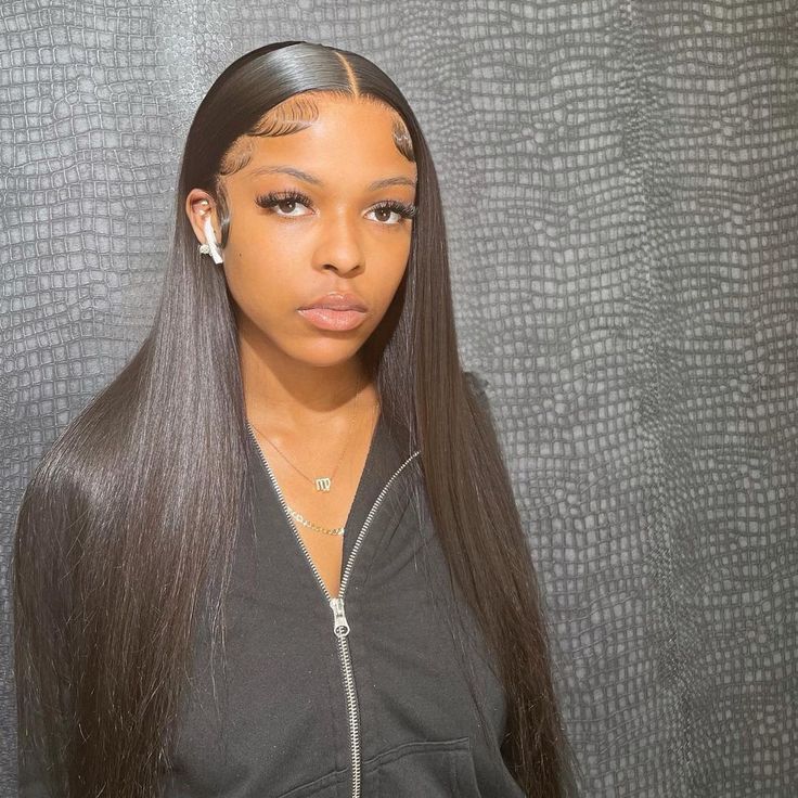 Sophisticated Black Women, Melted Lace, Lace Wigs Straight, Black Girls Hairstyles Weave, 4x4 Closure Wig, Straight Weave, Frontal Wig Hairstyles, Sew In Hairstyles, Birthday Hairstyles