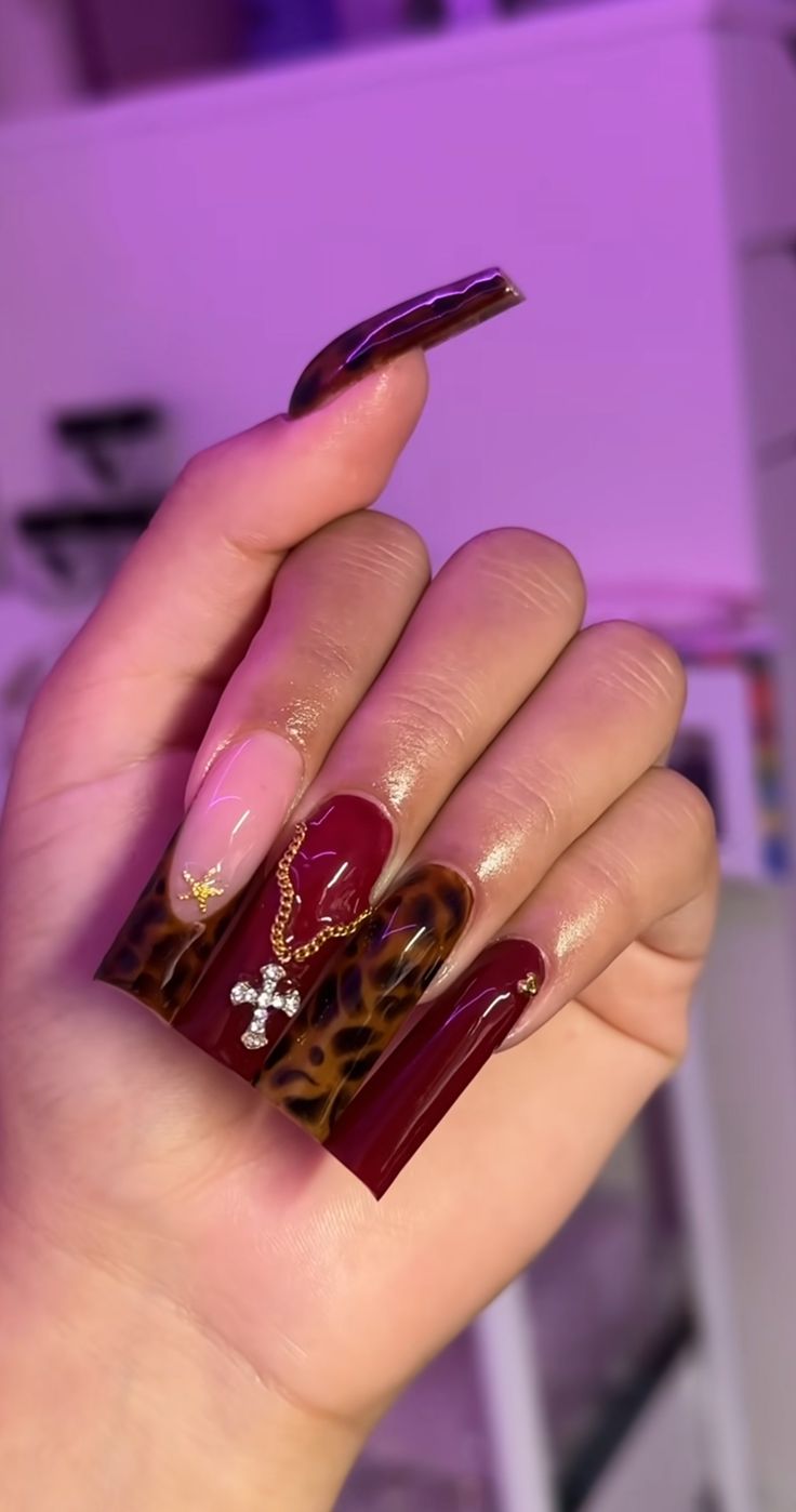 Cheetah Print Nails, Acrylic Nail Set, Hard Nails, Leopard Print Nails, Colored Acrylic Nails, Girly Acrylic Nails, Cute Acrylic Nail Designs, Short Square Acrylic Nails, Dope Nail Designs