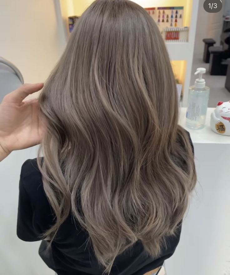 Light Ash Brown Hair Solid Color, Ashy Brown Hair Blue Eyes, Blonde Frosted Hair, Grey Toned Brown Hair, Ashy Milk Tea Hair, Milktea Ash Gray Balayage, Cool Light Brunette Hair Color, Silvery Brown Hair Color, Lightest Ash Brown Hair