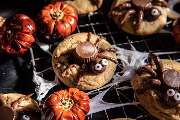 Chewy Brown Sugar Peanut Butter Spider Cookies | halfbakedharvest.com Cookies Half Baked Harvest, Peanut Butter Spider Cookies, Half Baked Harvest Recipes, Spider Cookies, Pretzel Twists, Peanut Butter Chocolate Bars, Peanut Butter Pretzel, Mini Pretzels, Harvest Recipes