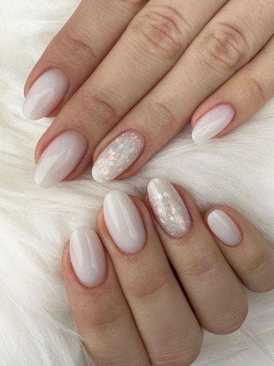 Milky White Nails, White Gel Nails, Bridesmaids Nails, Milky Nails, White Glitter Nails, Plaid Nails, White Nail Designs, Bride Nails, Oval Nails